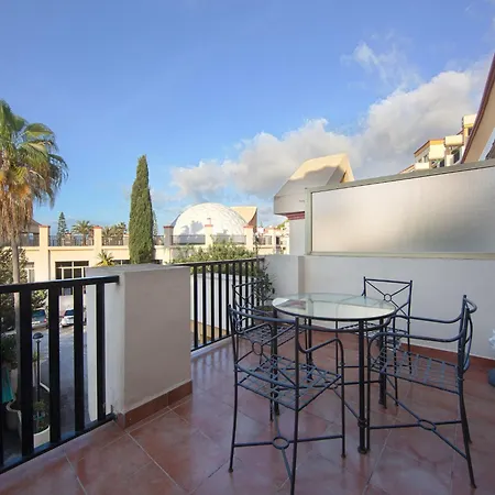 Studio In Marbella With Beachfront Pool